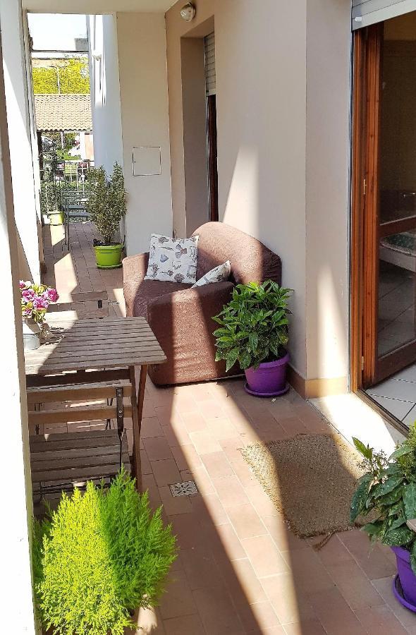 Ferienwohnung Palazzo Wanny Free Parking & Terrace Florenz Exterior foto