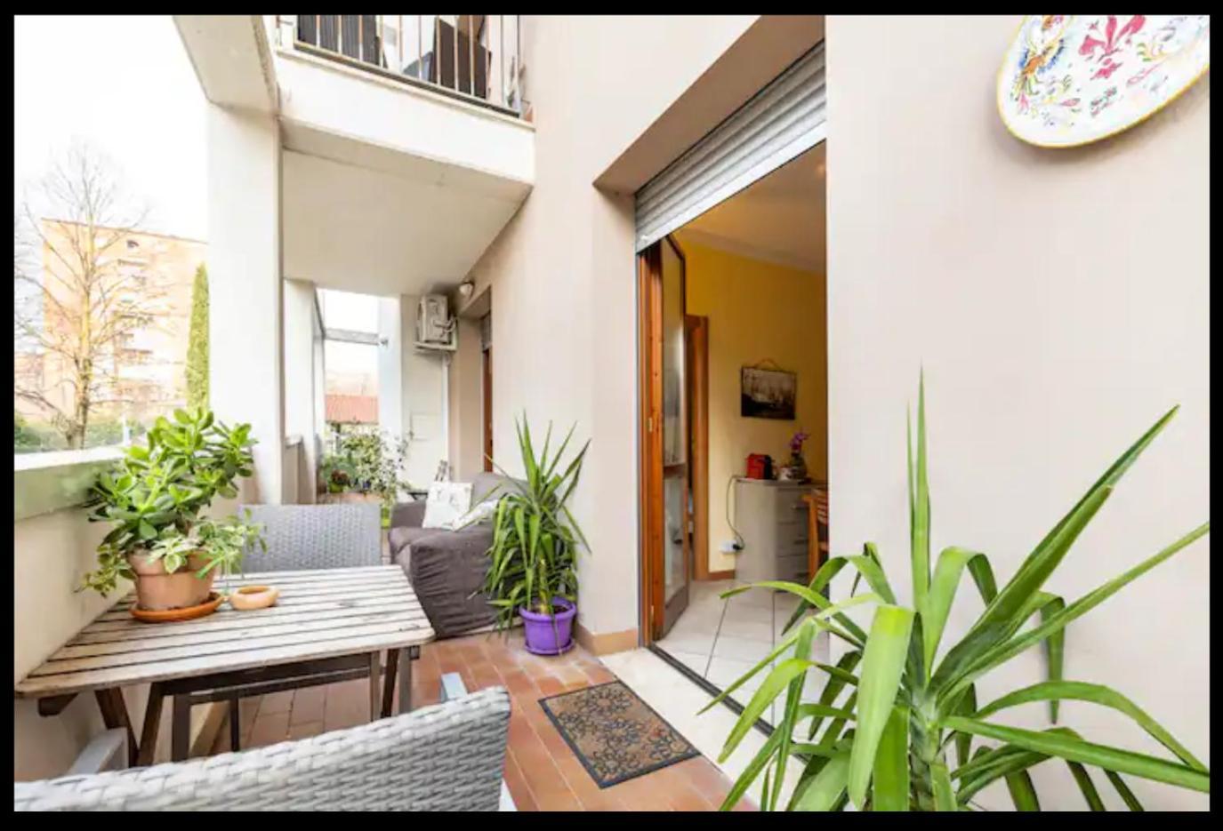 Ferienwohnung Palazzo Wanny Free Parking & Terrace Florenz Exterior foto