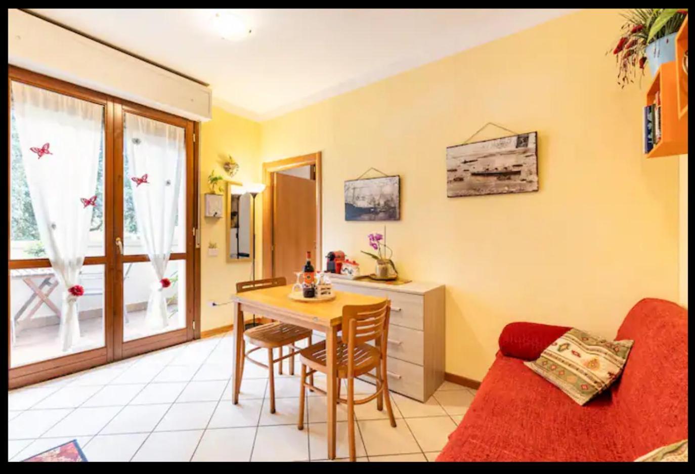 Ferienwohnung Palazzo Wanny Free Parking & Terrace Florenz Exterior foto