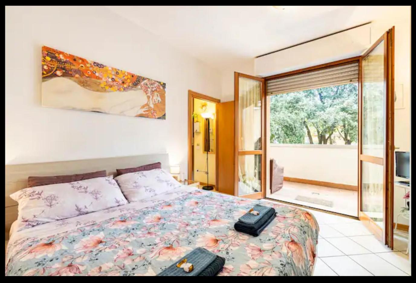 Ferienwohnung Palazzo Wanny Free Parking & Terrace Florenz Exterior foto