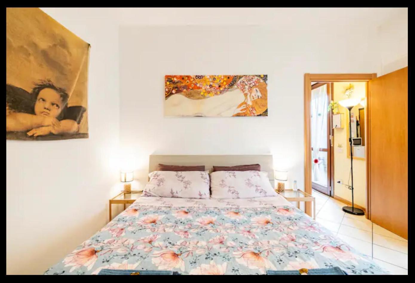 Ferienwohnung Palazzo Wanny Free Parking & Terrace Florenz Exterior foto